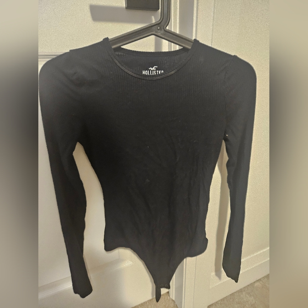 Hollister Women's Black Long Sleeve Top